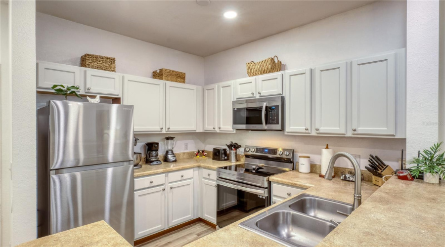 Kissimmee, Florida 34747, 3 Bedroom Bedrooms, ,2 Bathroombathrooms,Residential,For Sale,Feltrim Pl,0,Mfrs5159210