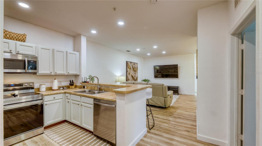Kissimmee, Florida 34747, 3 Bedroom Bedrooms, ,2 Bathroombathrooms,Residential,For Sale,Feltrim Pl,0,Mfrs5159210