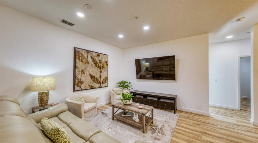 Kissimmee, Florida 34747, 3 Bedroom Bedrooms, ,2 Bathroombathrooms,Residential,For Sale,Feltrim Pl,0,Mfrs5159210