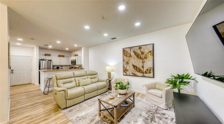 Kissimmee, Florida 34747, 3 Bedroom Bedrooms, ,2 Bathroombathrooms,Residential,For Sale,Feltrim Pl,0,Mfrs5159210