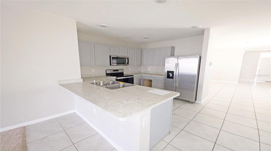 Davenport, Florida 33837, 3 Bedroom Bedrooms, ,2 Bathroombathrooms,Residential,For Sale,Chinoy,0,Mfrs5159287