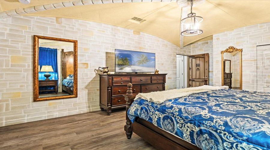 Davenport, Florida 33896, 8 Bedroom Bedrooms, ,5 Bathroombathrooms,Residential,For Sale,Thunderbird,0,Mfro6448695