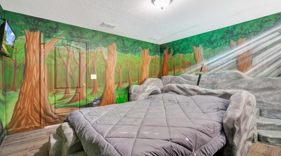 Davenport, Florida 33896, 8 Bedroom Bedrooms, ,5 Bathroombathrooms,Residential,For Sale,Thunderbird,0,Mfro6448695
