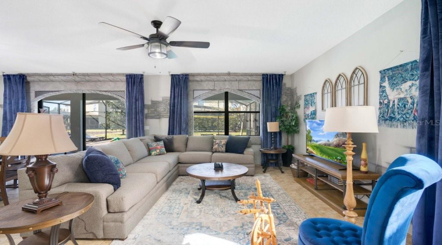 Davenport, Florida 33896, 8 Bedroom Bedrooms, ,5 Bathroombathrooms,Residential,For Sale,Thunderbird,0,Mfro6448695