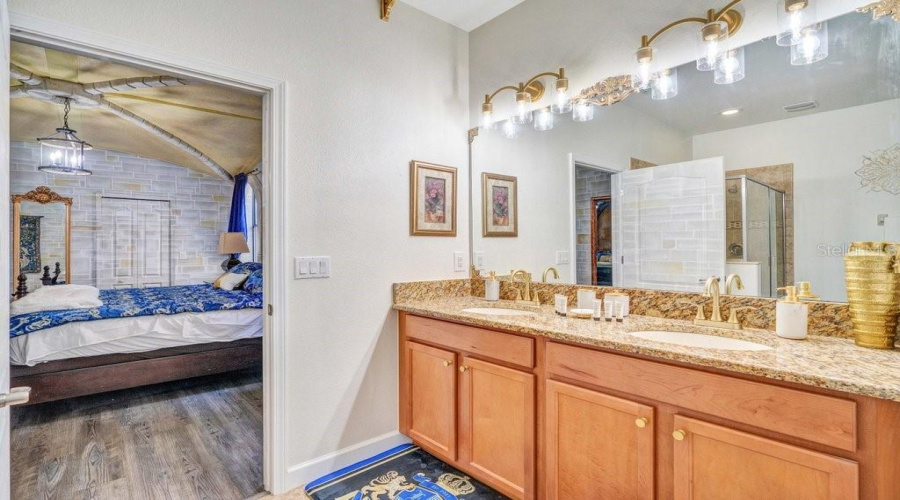 Davenport, Florida 33896, 8 Bedroom Bedrooms, ,5 Bathroombathrooms,Residential,For Sale,Thunderbird,0,Mfro6448695