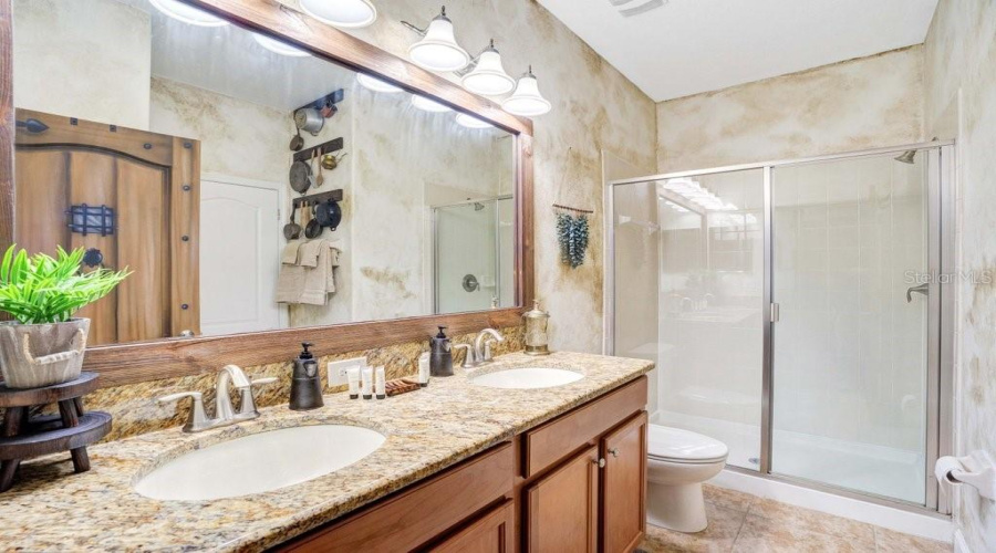 Davenport, Florida 33896, 8 Bedroom Bedrooms, ,5 Bathroombathrooms,Residential,For Sale,Thunderbird,0,Mfro6448695