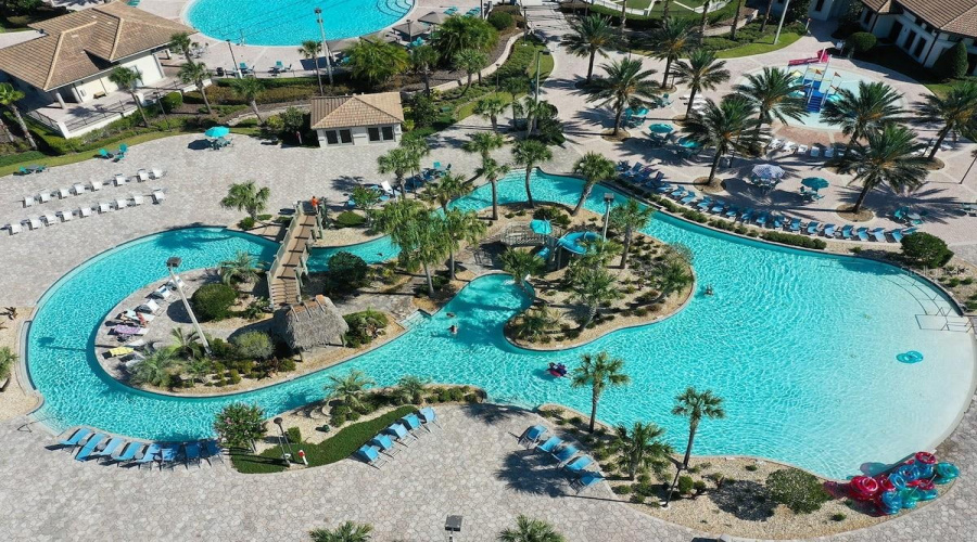 Davenport, Florida 33896, 8 Bedroom Bedrooms, ,5 Bathroombathrooms,Residential,For Sale,Thunderbird,0,Mfro6448695
