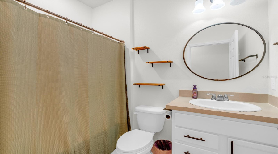 Full Bath 2 Tub/Shower