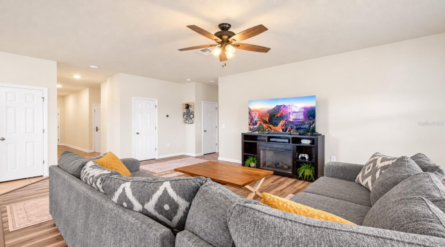Davenport, Florida 33837, 3 Bedroom Bedrooms, ,2 Bathroombathrooms,Residential,For Sale,Citrus Isle,0,Mfrv4951560