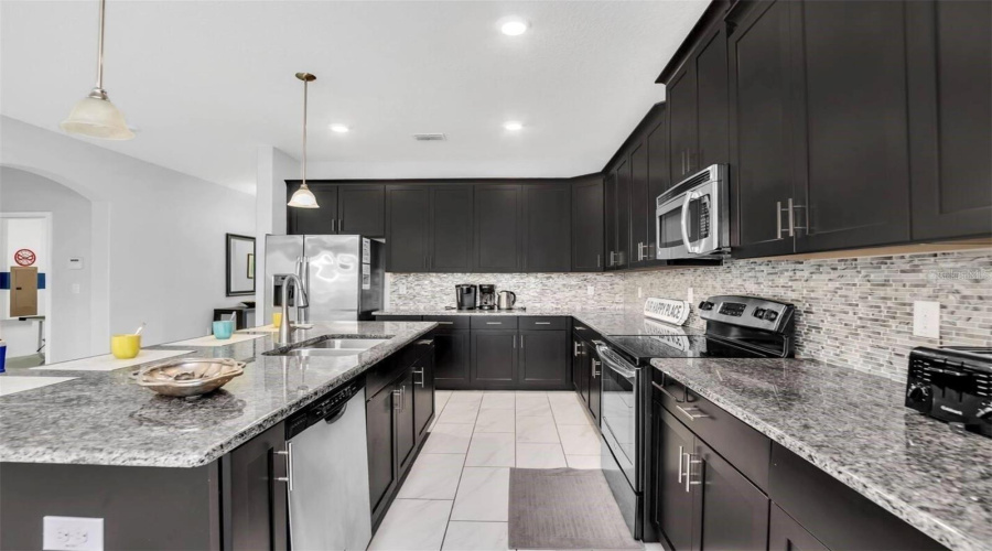 Davenport, Florida 33837, 6 Bedroom Bedrooms, ,5 Bathroombathrooms,Residential,For Sale,Solterra,0,Mfro6448631