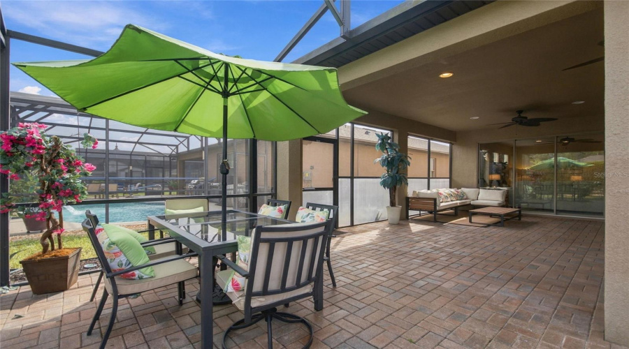Davenport, Florida 33896, 3 Bedroom Bedrooms, ,3 Bathroombathrooms,Residential,For Sale,Pontevedra Rd,0,Mfrs5159300