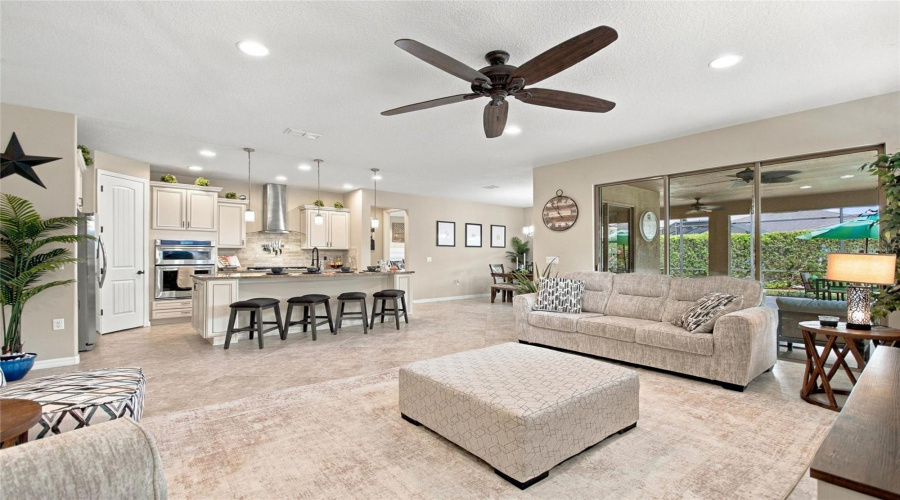 Davenport, Florida 33896, 3 Bedroom Bedrooms, ,3 Bathroombathrooms,Residential,For Sale,Pontevedra Rd,0,Mfrs5159300