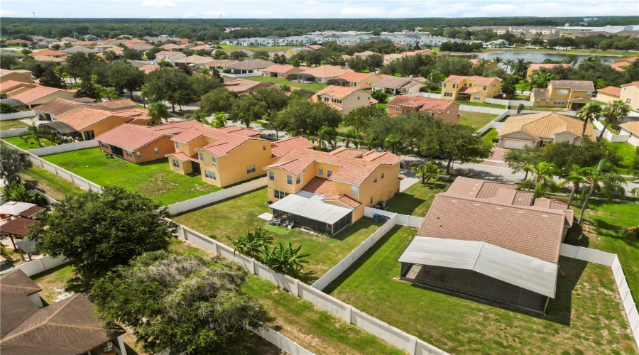Kissimmee, Florida 34746, 4 Bedroom Bedrooms, ,3 Bathroombathrooms,Residential,For Sale,Golden Knot,0,Mfrs5154671