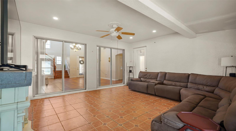 Kissimmee, Florida 34746, 4 Bedroom Bedrooms, ,3 Bathroombathrooms,Residential,For Sale,Golden Knot,0,Mfrs5154671
