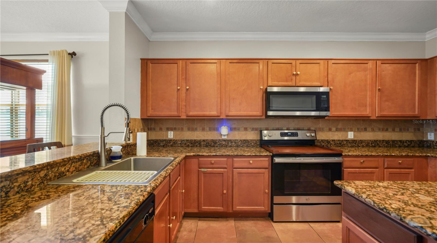 Kissimmee, Florida 34746, 4 Bedroom Bedrooms, ,3 Bathroombathrooms,Residential,For Sale,Golden Knot,0,Mfrs5154671