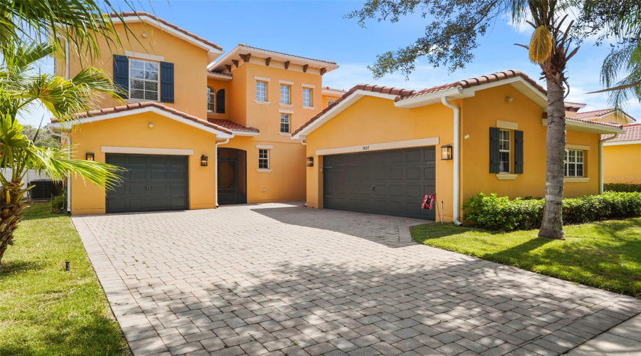 Kissimmee, Florida 34746, 4 Bedroom Bedrooms, ,3 Bathroombathrooms,Residential,For Sale,Golden Knot,0,Mfrs5154671