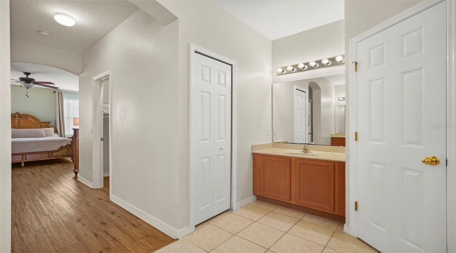 Kissimmee, Florida 34746, 4 Bedroom Bedrooms, ,3 Bathroombathrooms,Residential,For Sale,Golden Knot,0,Mfrs5154671