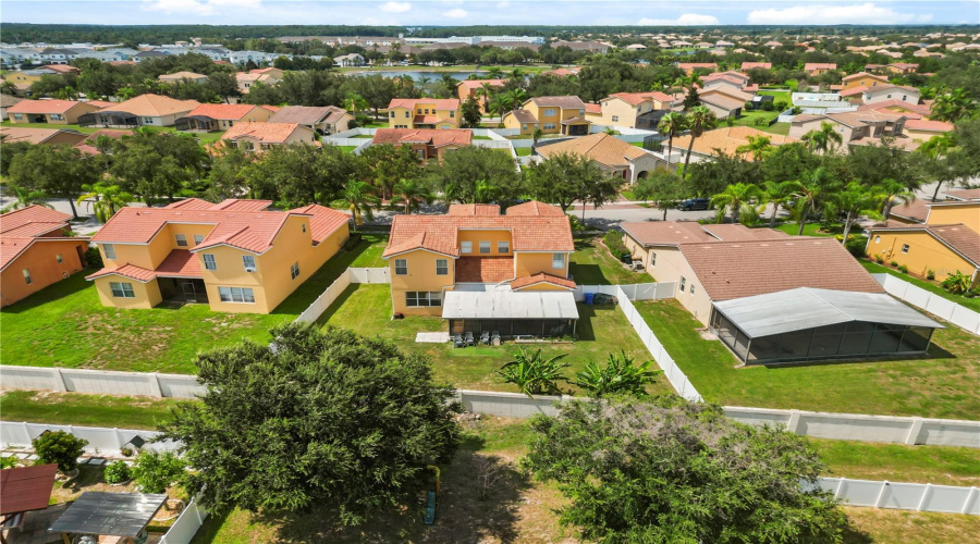 Kissimmee, Florida 34746, 4 Bedroom Bedrooms, ,3 Bathroombathrooms,Residential,For Sale,Golden Knot,0,Mfrs5154671
