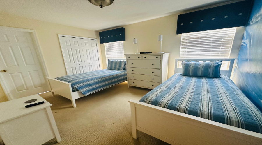 Kissimmee, Florida 34746, 6 Bedroom Bedrooms, ,5 Bathroombathrooms,Residential,For Sale,Stella,0,Mfrs5158647