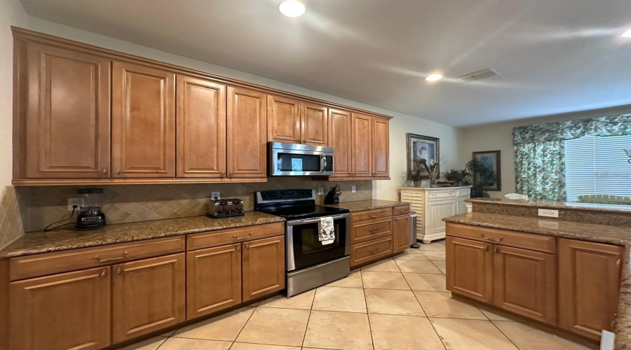 Kissimmee, Florida 34746, 6 Bedroom Bedrooms, ,5 Bathroombathrooms,Residential,For Sale,Stella,0,Mfrs5158647