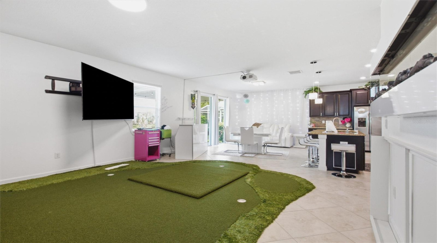 Davenport, Florida 33896, 4 Bedroom Bedrooms, ,2 Bathroombathrooms,Residential,For Sale,Pro Shop Ct,0,Mfrs5159164