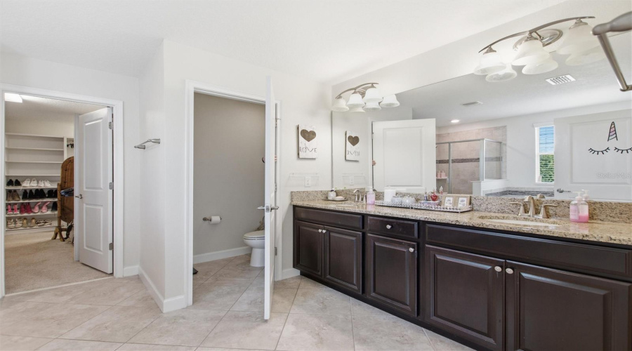Davenport, Florida 33896, 4 Bedroom Bedrooms, ,2 Bathroombathrooms,Residential,For Sale,Pro Shop Ct,0,Mfrs5159164