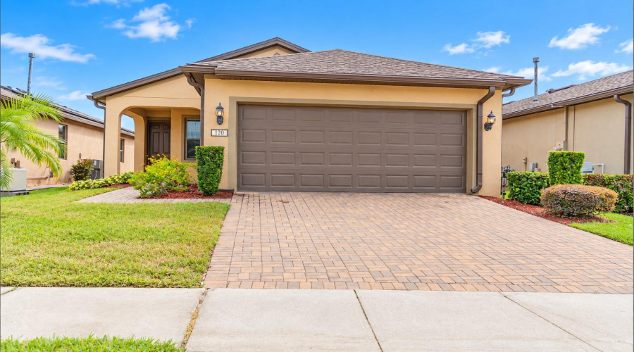 Davenport, Florida 33837, 2 Bedroom Bedrooms, ,2 Bathroombathrooms,Residential,For Sale,Montoro,0,Mfrg5118926