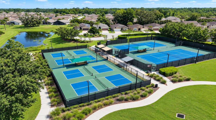 Davenport, Florida 33837, 2 Bedroom Bedrooms, ,2 Bathroombathrooms,Residential,For Sale,Montoro,0,Mfrg5118926