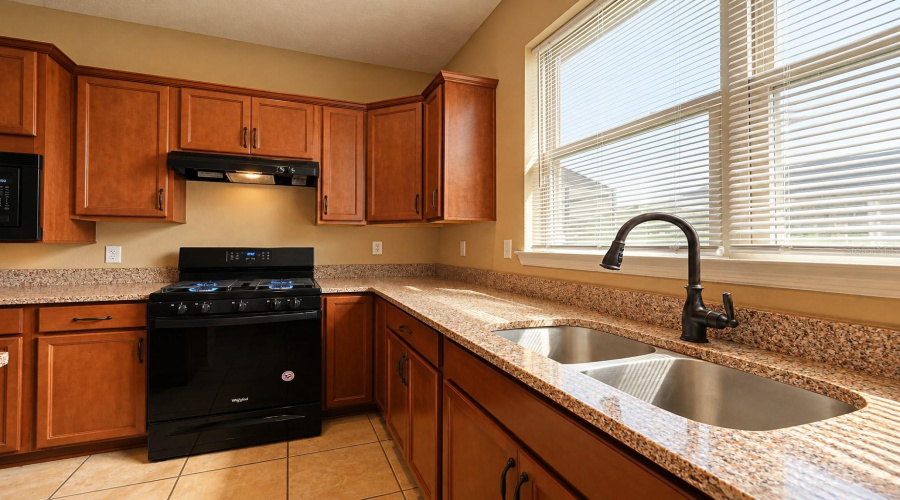 Davenport, Florida 33837, 2 Bedroom Bedrooms, ,2 Bathroombathrooms,Residential,For Sale,Montoro,0,Mfrg5118926