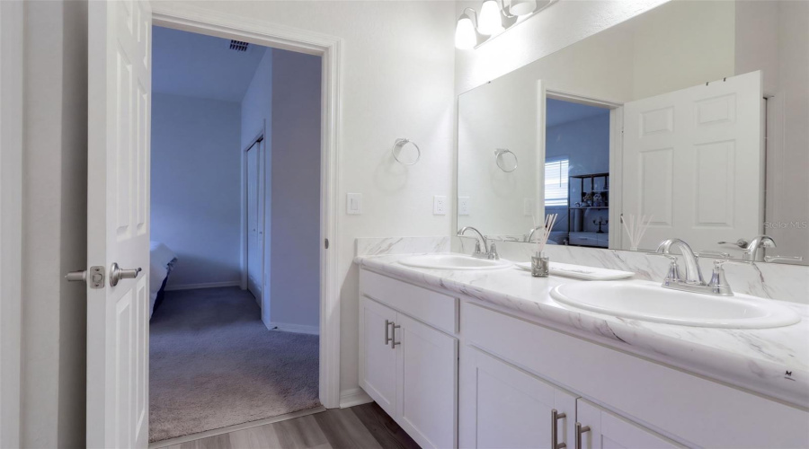 Davenport, Florida 33837, 4 Bedroom Bedrooms, ,2 Bathroombathrooms,Residential,For Sale,Desert Rose Drive,0,Mfro6447542