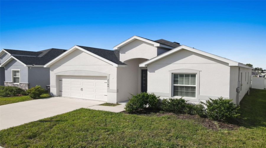 Davenport, Florida 33837, 4 Bedroom Bedrooms, ,2 Bathroombathrooms,Residential,For Sale,Desert Rose Drive,0,Mfro6447542