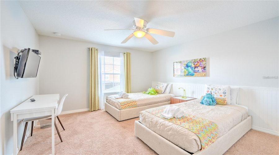 Kissimmee, Florida 34747, 4 Bedroom Bedrooms, ,3 Bathroombathrooms,Residential,For Sale,Bismarck Palm Rd,0,Mfro6449007