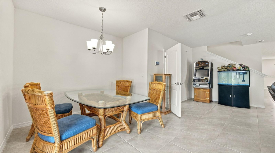 Kissimmee, Florida 34747, 3 Bedroom Bedrooms, ,2 Bathroombathrooms,Residential,For Sale,Carlotta,0,Mfrtb8556964