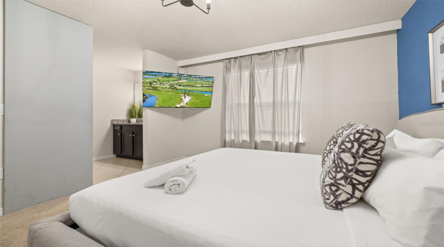 Davenport, Florida 33897, 8 Bedroom Bedrooms, ,5 Bathroombathrooms,Residential,For Sale,Kaipo,0,Mfrs5158564