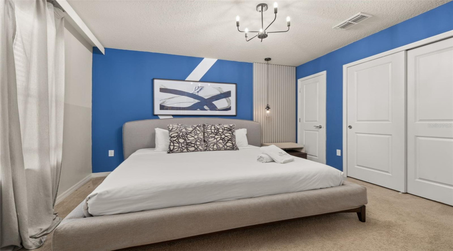 Davenport, Florida 33897, 8 Bedroom Bedrooms, ,5 Bathroombathrooms,Residential,For Sale,Kaipo,0,Mfrs5158564