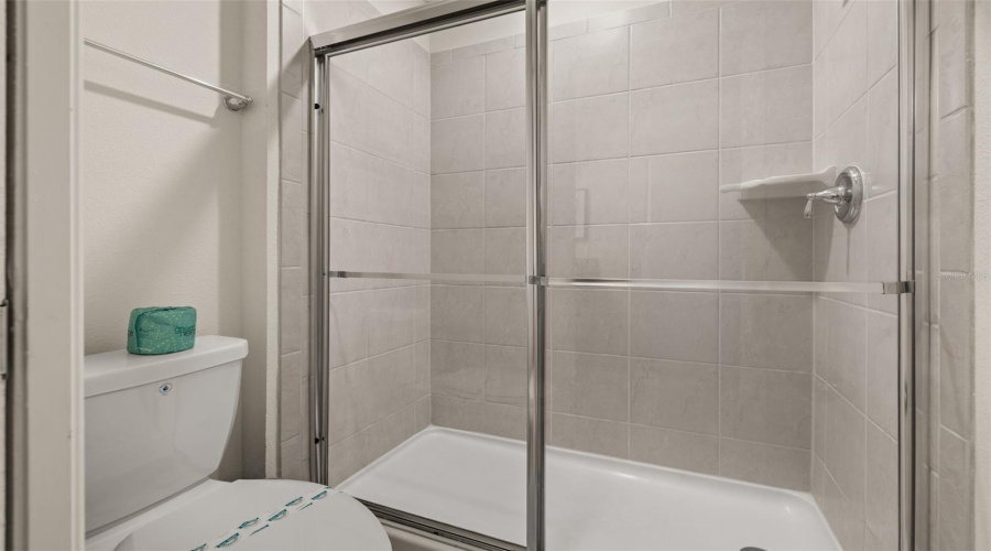 Davenport, Florida 33897, 8 Bedroom Bedrooms, ,5 Bathroombathrooms,Residential,For Sale,Kaipo,0,Mfrs5158564
