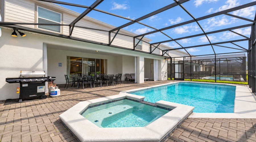 Davenport, Florida 33897, 8 Bedroom Bedrooms, ,5 Bathroombathrooms,Residential,For Sale,Kaipo,0,Mfrs5158564