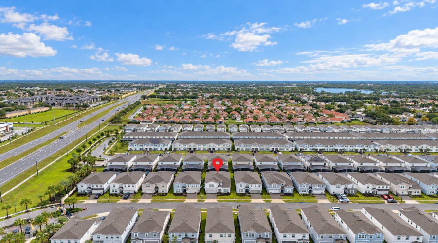 Davenport, Florida 33897, 8 Bedroom Bedrooms, ,5 Bathroombathrooms,Residential,For Sale,Kaipo,0,Mfrs5158564