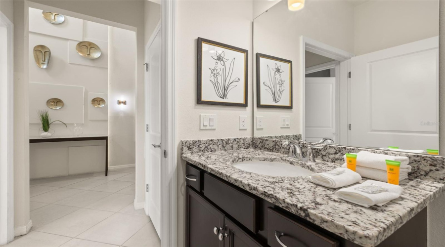 Davenport, Florida 33897, 8 Bedroom Bedrooms, ,5 Bathroombathrooms,Residential,For Sale,Kaipo,0,Mfrs5158564
