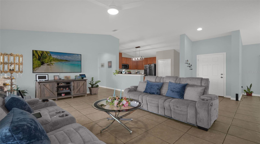 Kissimmee, Florida 34746, 3 Bedroom Bedrooms, ,2 Bathroombathrooms,Residential,For Sale,Sail Harbor,0,Mfrs5156963