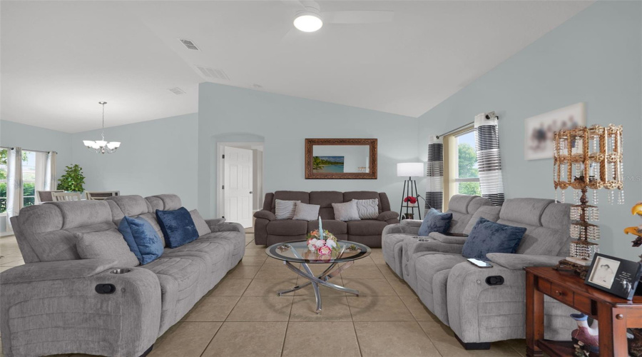 Kissimmee, Florida 34746, 3 Bedroom Bedrooms, ,2 Bathroombathrooms,Residential,For Sale,Sail Harbor,0,Mfrs5156963