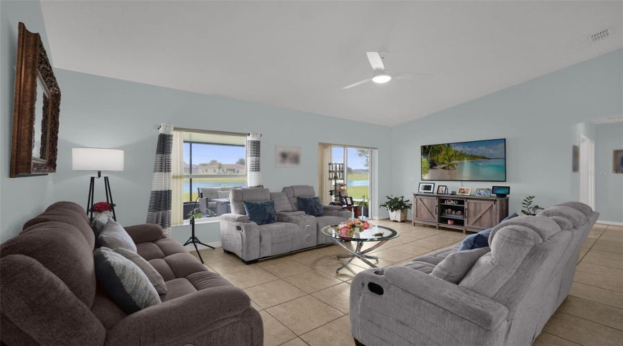 Kissimmee, Florida 34746, 3 Bedroom Bedrooms, ,2 Bathroombathrooms,Residential,For Sale,Sail Harbor,0,Mfrs5156963