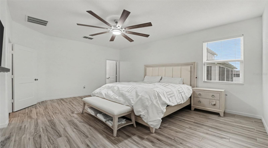 Kissimmee, Florida 34746, 4 Bedroom Bedrooms, ,2 Bathroombathrooms,Residential,For Sale,Boating,0,Mfrtb8540714