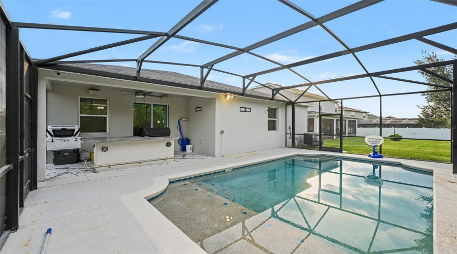 Kissimmee, Florida 34746, 4 Bedroom Bedrooms, ,2 Bathroombathrooms,Residential,For Sale,Boating,0,Mfrtb8540714