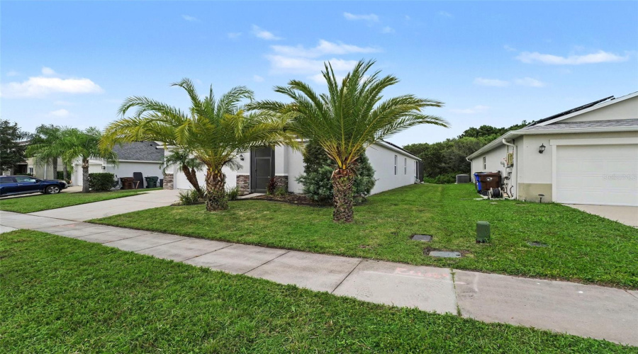 Kissimmee, Florida 34746, 4 Bedroom Bedrooms, ,2 Bathroombathrooms,Residential,For Sale,Boating,0,Mfrtb8540714