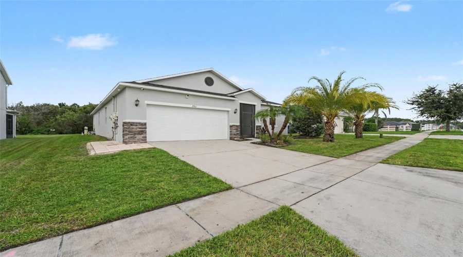 Kissimmee, Florida 34746, 4 Bedroom Bedrooms, ,2 Bathroombathrooms,Residential,For Sale,Boating,0,Mfrtb8540714