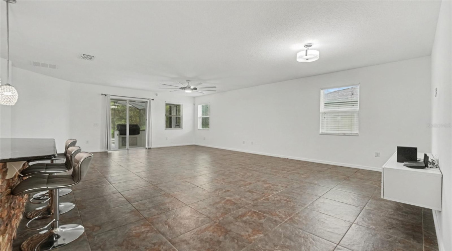 Kissimmee, Florida 34746, 4 Bedroom Bedrooms, ,2 Bathroombathrooms,Residential,For Sale,Boating,0,Mfrtb8540714