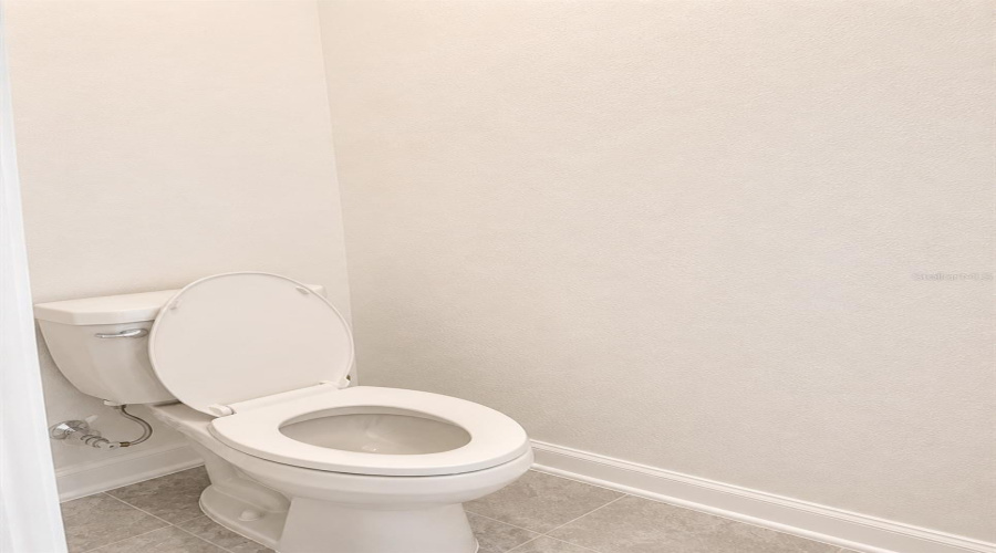 Half Bathroom – Additional View