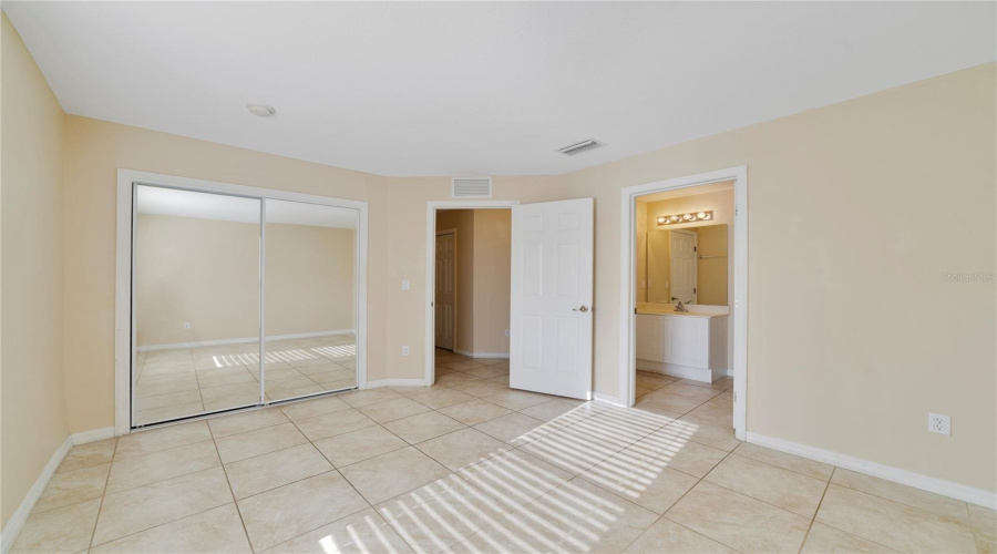 Kissimmee, Florida 34746, 4 Bedroom Bedrooms, ,3 Bathroombathrooms,Residential,For Sale,Club Cortile,0,Mfro6422413