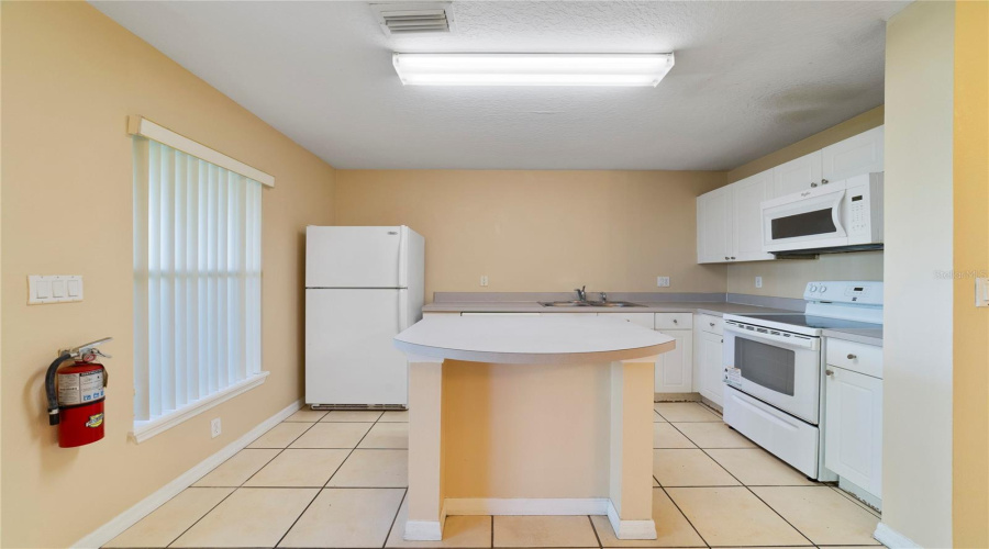 Kissimmee, Florida 34746, 4 Bedroom Bedrooms, ,3 Bathroombathrooms,Residential,For Sale,Club Cortile,0,Mfro6422413
